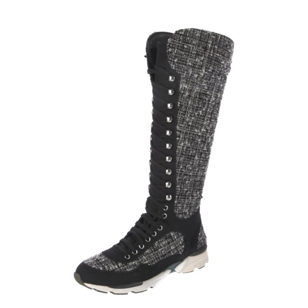 Brand new tweed Chanel boots size 39 European which is US 8.5